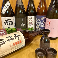 厳選した日本酒、各種取り揃えています。