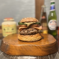 当店看板メニュー◆素材に追求した絶品ハンバーガー