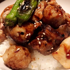 蜂ヤの焼鳥丼