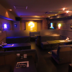 AMUSEMENT&DININGBAR HANGOUT ハングアウト特集写真1