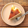 料理メニュー写真&nbsp;こんがりバスクチーズケーキ