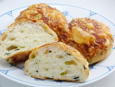 小松菜とチーズのパン