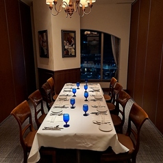 個室もご用意しております。 ハレの日のお集まり、パーティなどにもご利用頂けます。