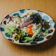 炙りサーモンのシーザーサラダ