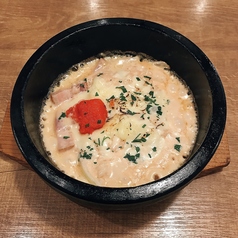 明太子とカルボナーラの石焼リゾット