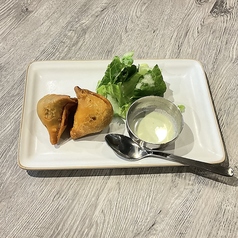 南インドのサモサ（2ピース）