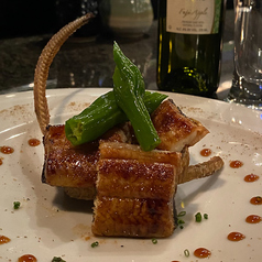 うなぎの蒲焼き骨煎餅付きUnagi Kabayaki with Fried Bone Cracker