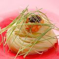 料理メニュー写真&nbsp;キャビアと生雲丹の和風冷製パスタ