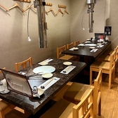 炭火焼肉 にくまる すすきの店の雰囲気2