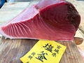 料理メニュー写真&nbsp;豊洲市場直送 生本マグロ【新メニュー登場】新鮮な旨味をお届けします