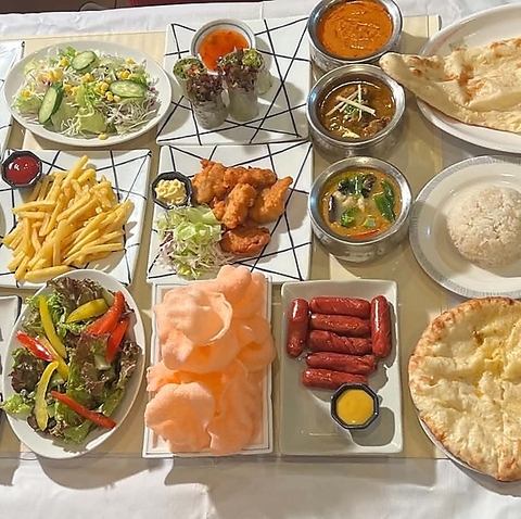 本格インドカレーと焼きたてナンを、落ち着いた空間で存分にお楽しみいただけます◎