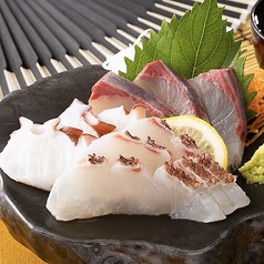 九州近海産 鮮魚三種盛り（1人前）