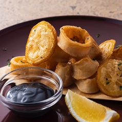 カラマリ（ヤリイカ）フリット イカ墨マヨソース