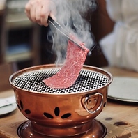 火入れで仕上げる至福のお肉と深い味わい