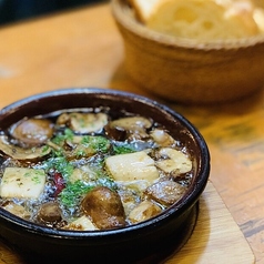 マッシュルームと生ハムのアヒージョ