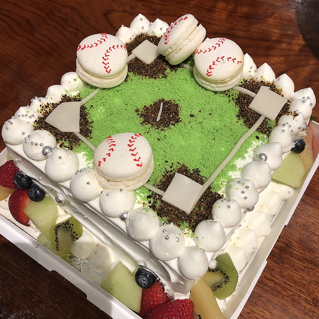 サプライズケーキ4