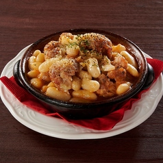 サルシッチャと白インゲン豆のカスレ風煮込み