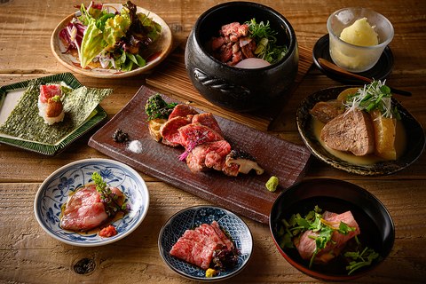 神楽坂 囲炉裏 肉よろず(神楽坂/和食)＜ネット予約可