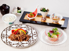 ランチ限定　神戸牛香味焼膳