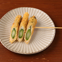 一本アスパラ豚巻き串揚げ（1本）