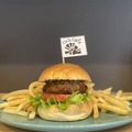 料理メニュー写真&nbsp;和牛ジューシーハンバーガー