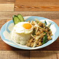 料理メニュー写真&nbsp;【ラッシー付き！】ガパオライス