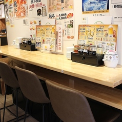 一人呑み大歓迎！1～４名カウンター、1名カウンター、2名カウンターがございます。