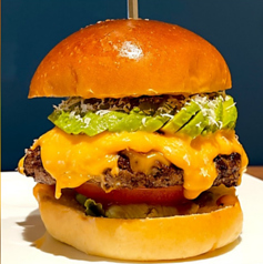 アボカドチーズバーガー AVOCADO CHEESE BURGER