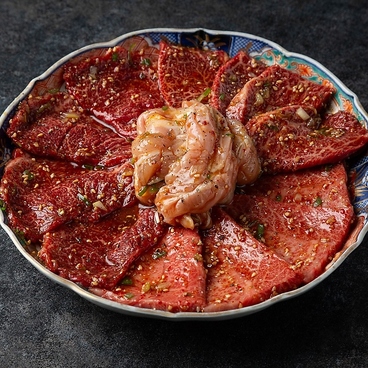 肉らぼのおすすめ料理1