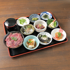 A5和牛彩り肉まぶし御膳(上)