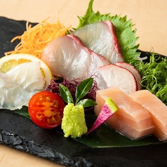 鮮魚の盛り合わせ 3種(1皿)