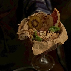 酒屋さんのススメ -6種のミックスナッツ