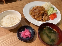 生姜焼き定食（味噌汁,お漬物付き）