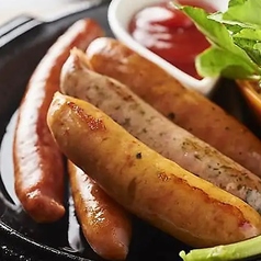 ソーセージの盛合せ