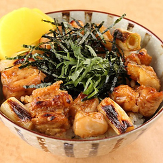 はかた地鶏の自家製焼き鳥丼