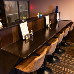 カウンター席を4席ご用意しております。