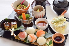 旬の彩り手まり寿司御膳