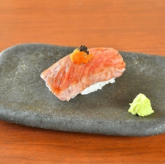 和牛うにく(2貫)