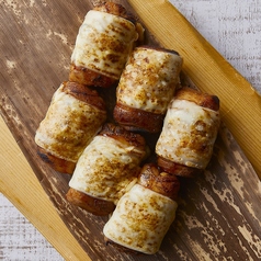 肉巻きおにぎり　炙りチーズ