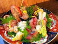 料理メニュー写真 鮮魚5点盛り合わせ～愛媛産マダイや生で食べれる銀ダラなど！