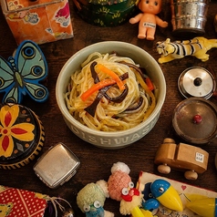 給食の思い出・春雨サラダ