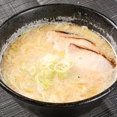 濃厚 鶏パイタン麺／豚しゃぶごまラー油つけそば