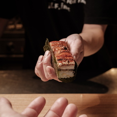 とろける。うなぎの蒸し寿司