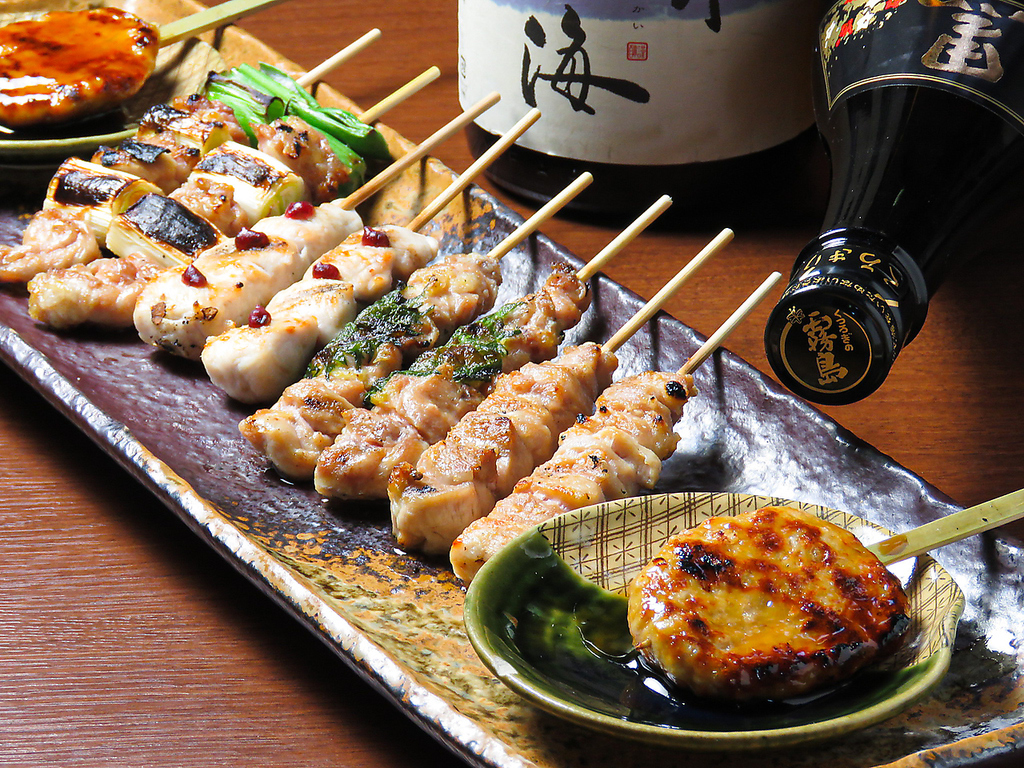 焼き鳥の種類も豊富にご用意しております★ご注文は二本より承ります。盛り合わせも可能です◎