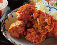 徳ちゃん名物！チョモランマ唐揚げ定食