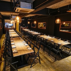 パラダイスガレージ 栄 伏見店の雰囲気1