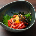 料理メニュー写真 近江牛 レアステーキユッケ風