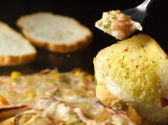 お好み焼は ここやねん 伊丹山田店の特集写真