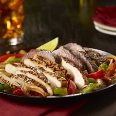 シズリングチキン＆ビーフコンボファヒータ