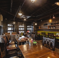 落ち着いた上質空間で大人のカフェタイムを